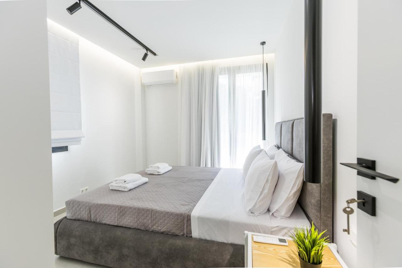 Varkiza Luxury Suites By Raise Вари Экстерьер фото