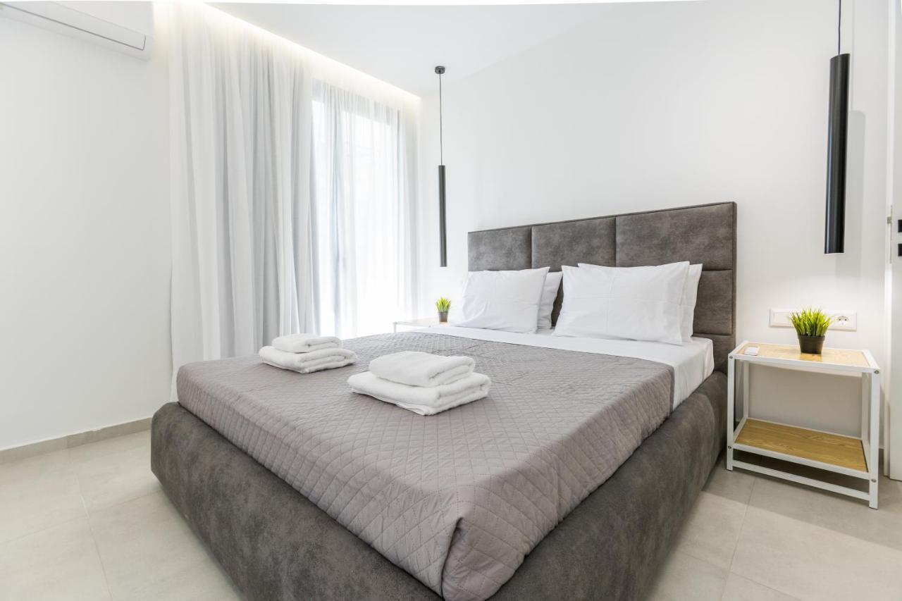 Varkiza Luxury Suites By Raise Вари Экстерьер фото