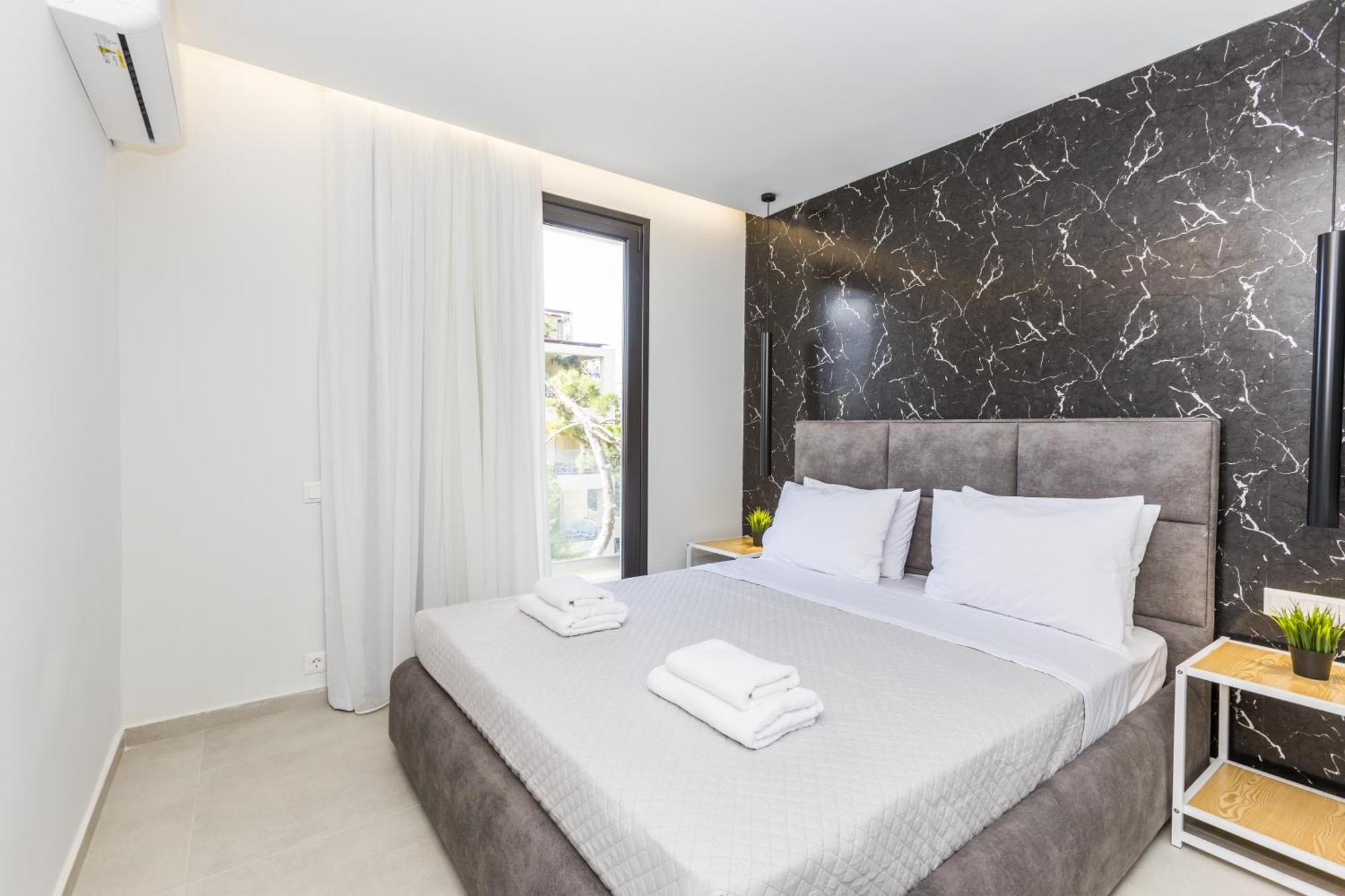 Varkiza Luxury Suites By Raise Вари Экстерьер фото